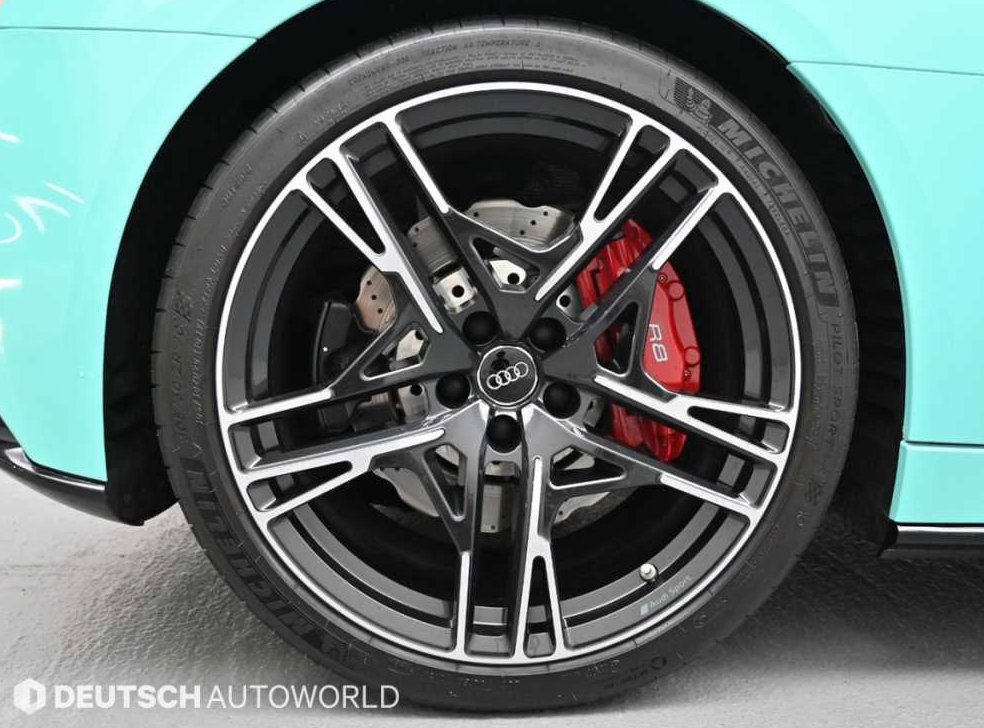 아우디 R8 5.2 V10 퍼포먼스 스파이더 사진 5
