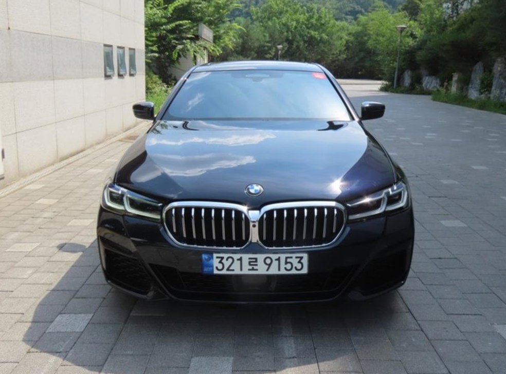BMW 5시리즈 530i xDrive M 스포츠