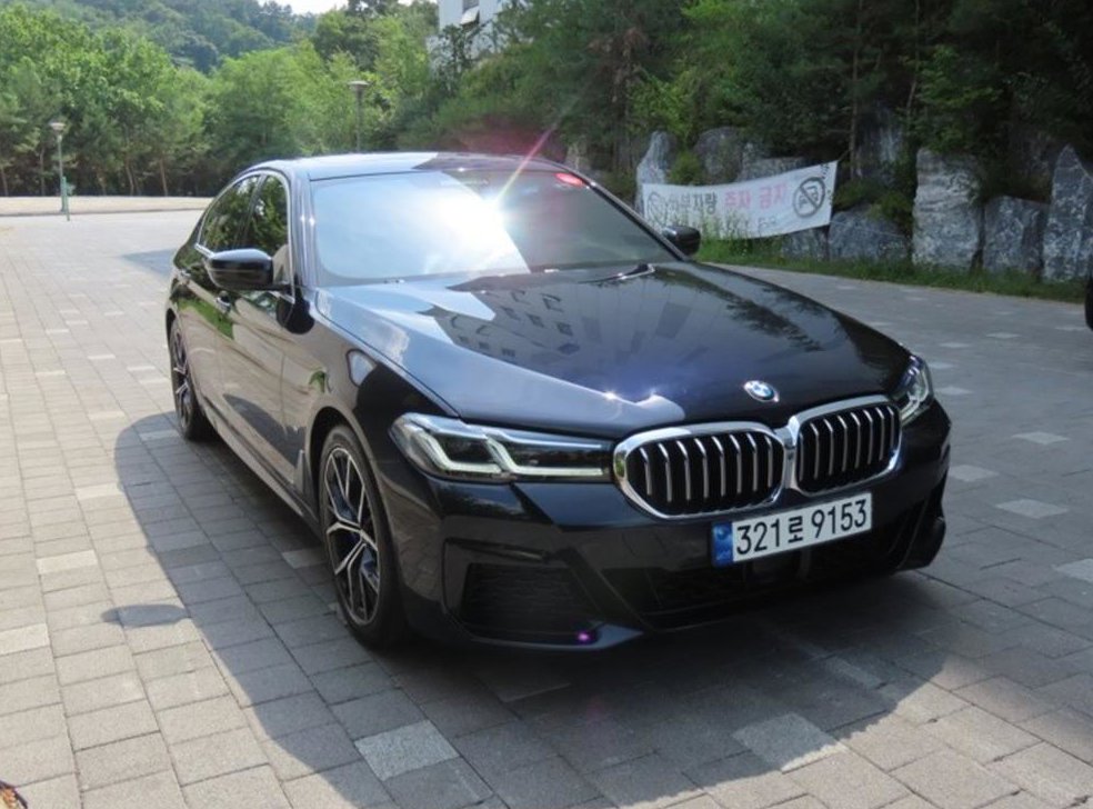 BMW 5시리즈 530i xDrive M 스포츠 사진 2