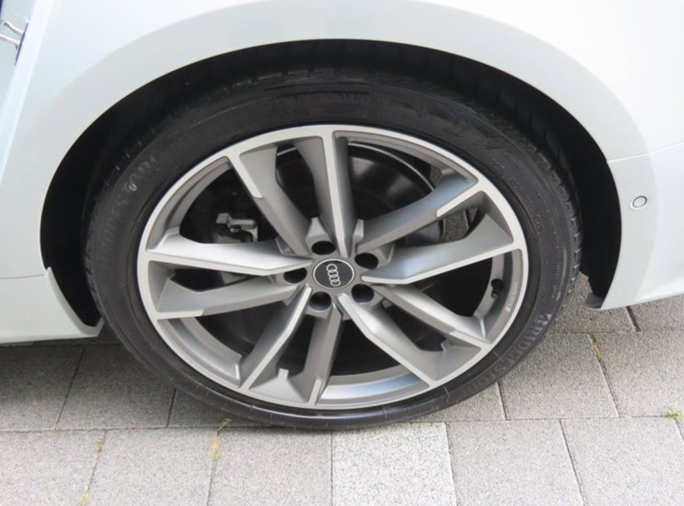 아우디 A7 55 TFSI 콰트로 프리미엄 사진 17