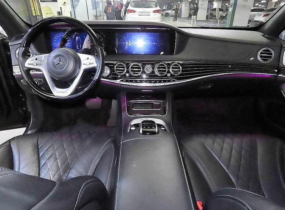 벤츠 S 클래스 마이바흐 S 560 4MATIC 사진 10