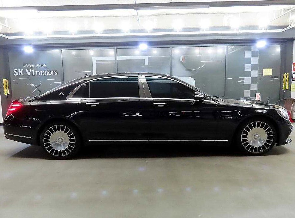 벤츠 S 클래스 마이바흐 S 560 4MATIC 사진 3