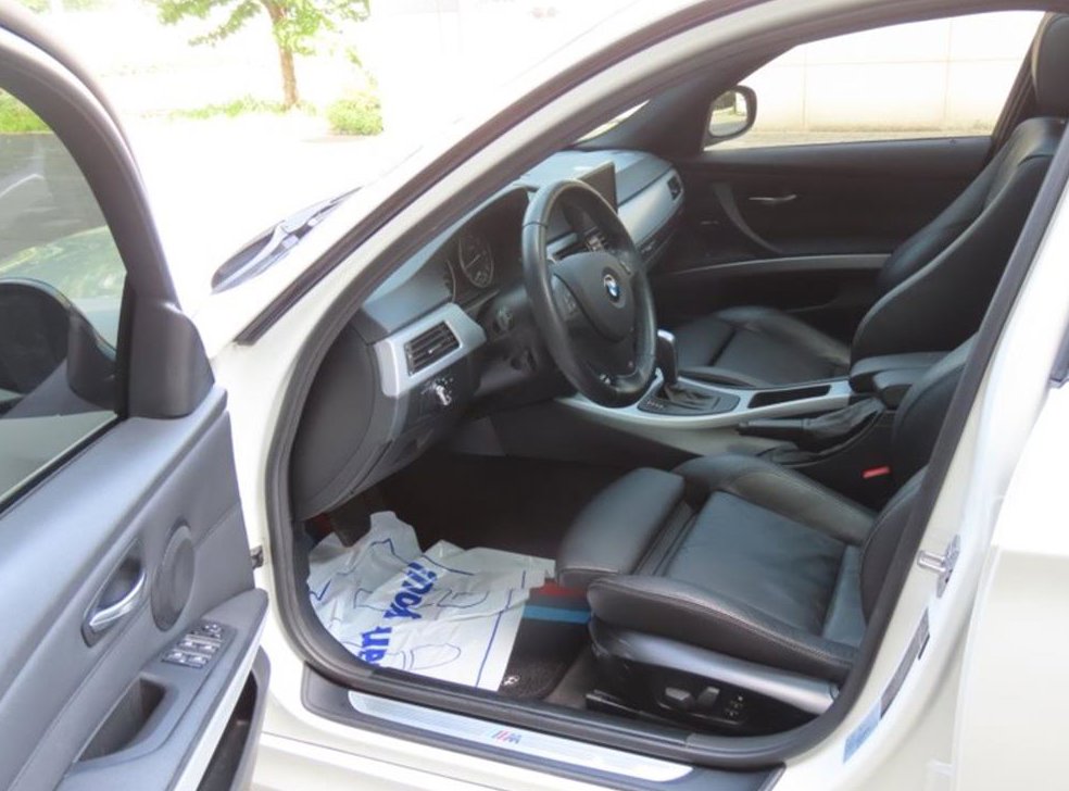 BMW 3시리즈 320i 세단 사진 13