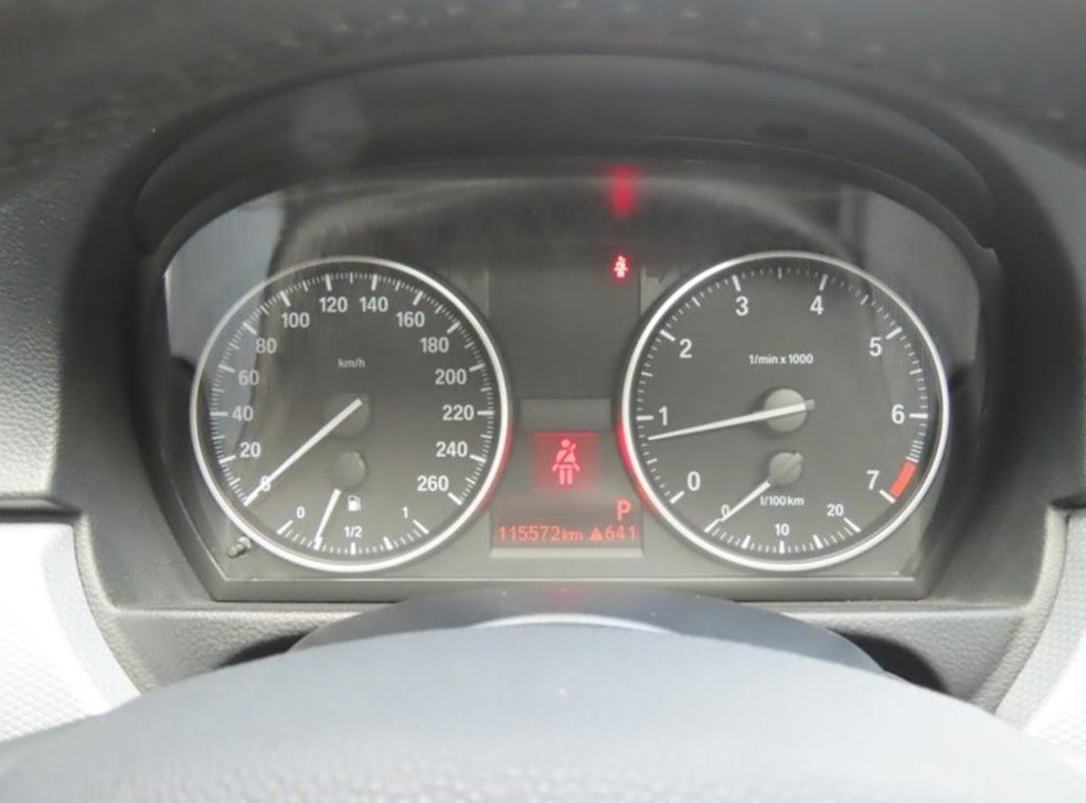 BMW 3시리즈 320i 세단 사진 5