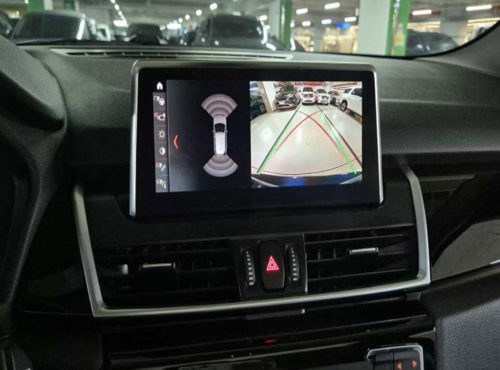 BMW 2시리즈 스포트 사진 10