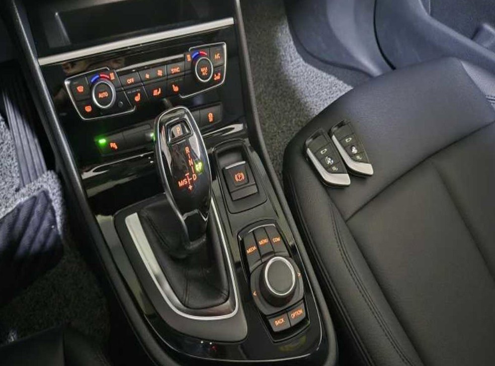 BMW 2시리즈 스포트 사진 11