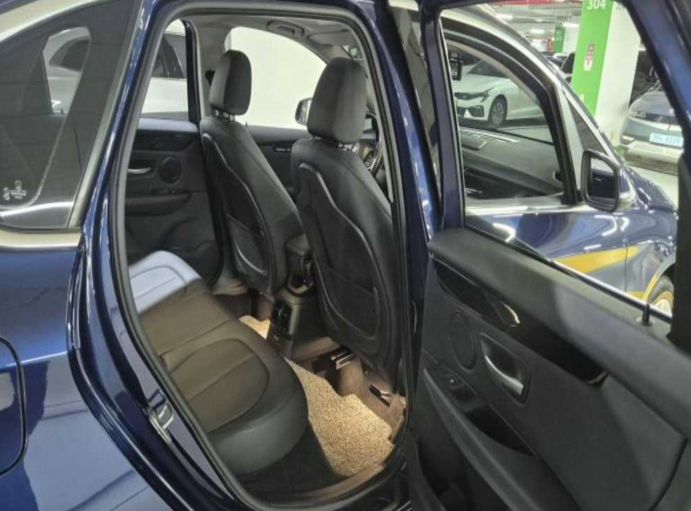 BMW 2시리즈 스포트 사진 14