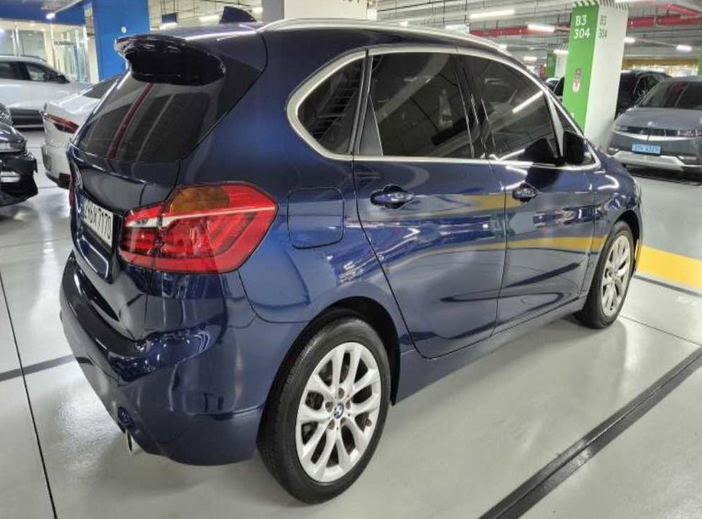 BMW 2시리즈 스포트 사진 4