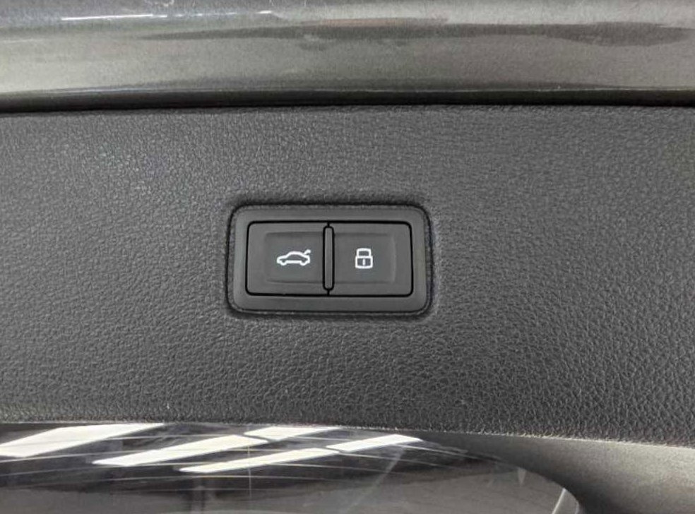 아우디 Q7 45 TFSI 콰트로 사진 18