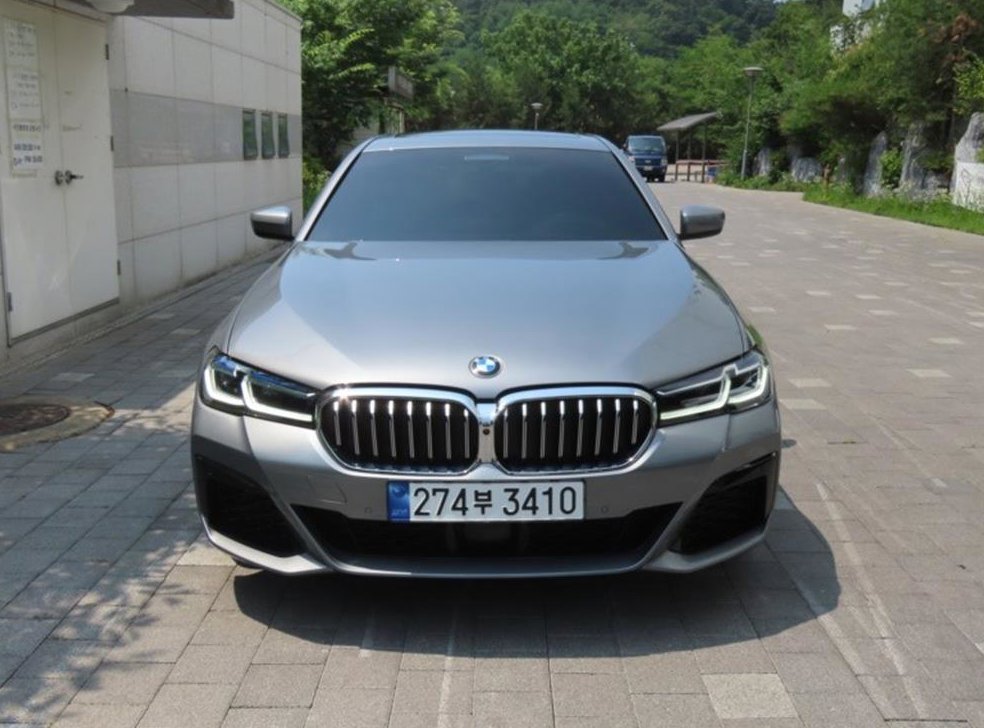 BMW 5시리즈 530i xDrive M 스포츠