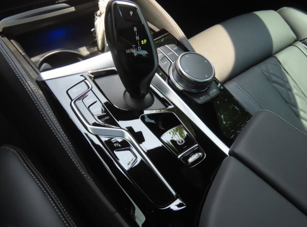 BMW 5시리즈 530i xDrive M 스포츠 사진 6