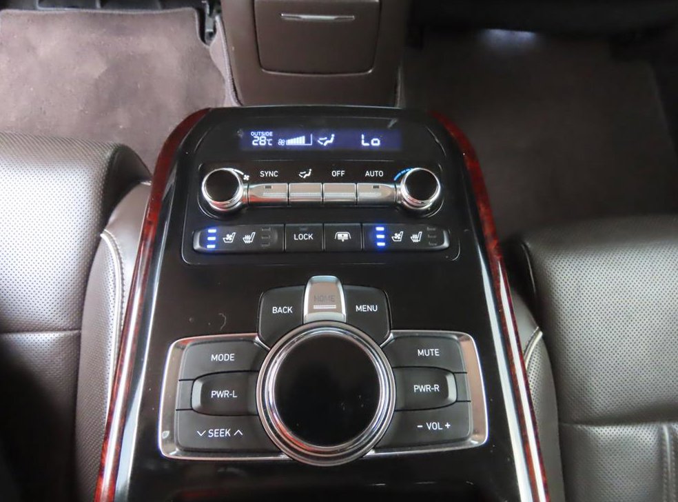 제네시스 EQ900 5.0 GDI AWD 사진 10