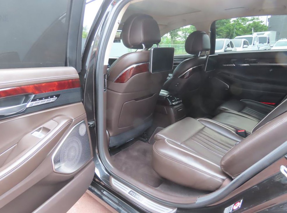 제네시스 EQ900 5.0 GDI AWD 사진 6
