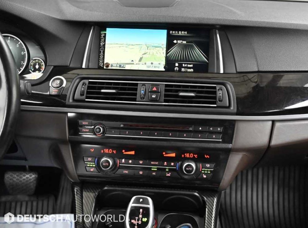BMW 5시리즈 528i M 에어로다이나믹 스페셜 에디션 사진 14