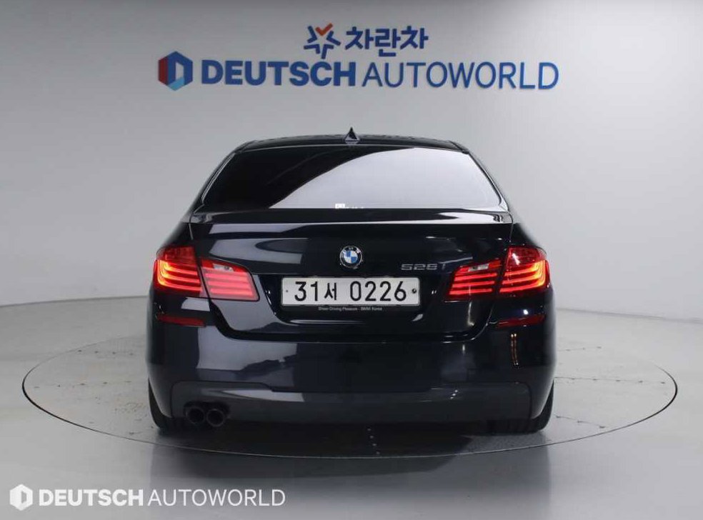 BMW 5시리즈 528i M 에어로다이나믹 스페셜 에디션 사진 4