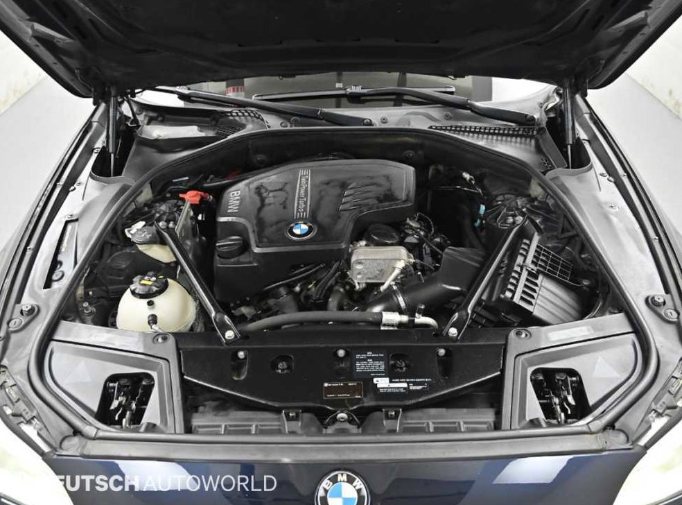 BMW 5시리즈 528i M 에어로다이나믹 스페셜 에디션 사진 6