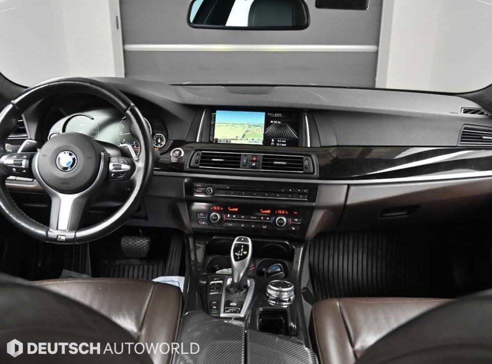 BMW 5시리즈 528i M 에어로다이나믹 스페셜 에디션 사진 7