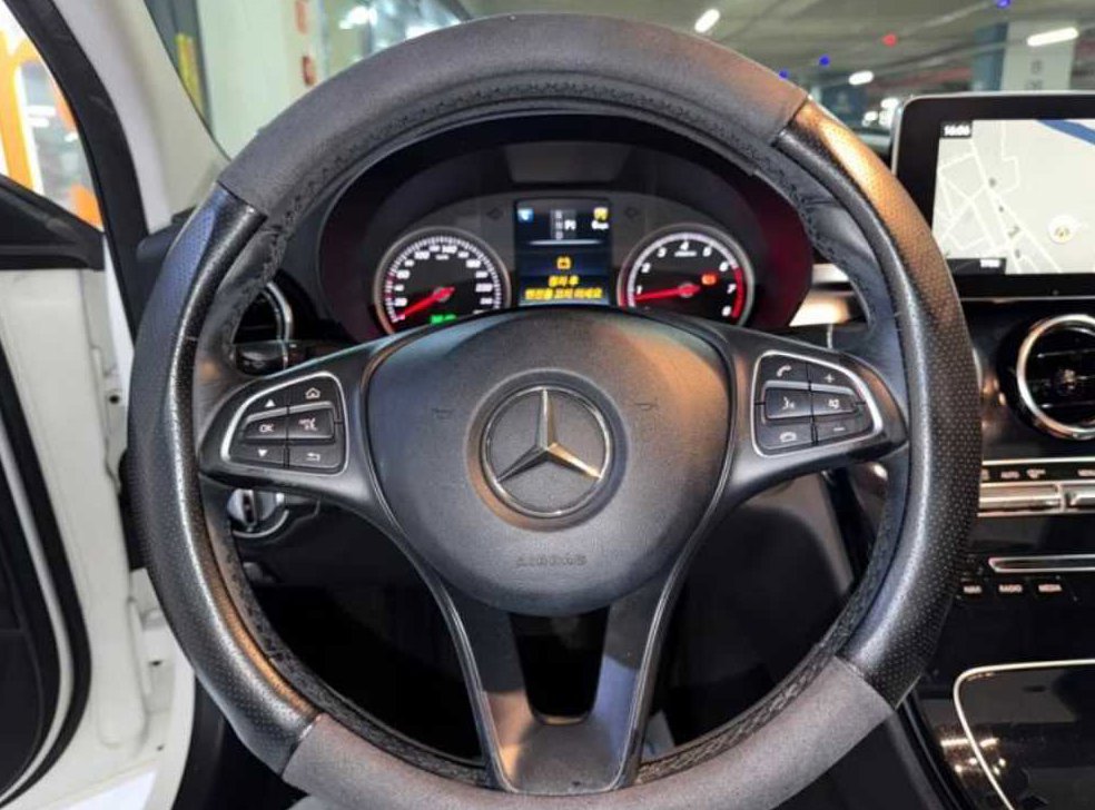 벤츠 C 클래스 C200 사진 8