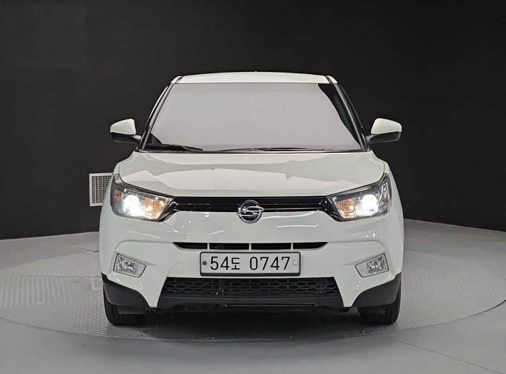 KG모빌리티(쌍용)  티볼리 가솔린 2WD 1.6 VX 사진 2