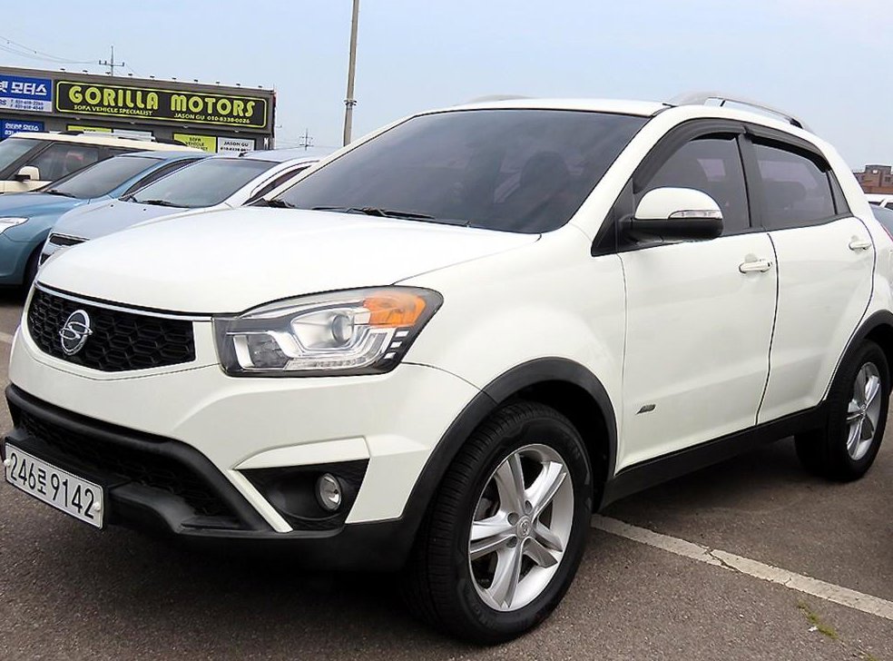 KG모빌리티(쌍용)  코란도 4WD 2.0 CVT 사진 2