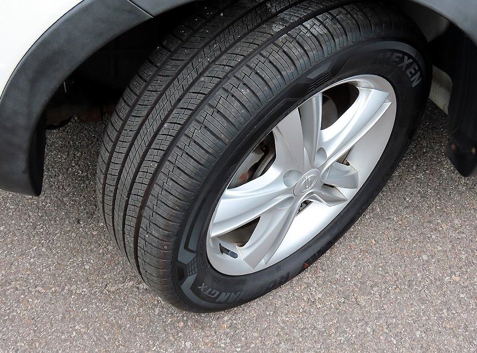 KG모빌리티(쌍용)  코란도 4WD 2.0 CVT 사진 20