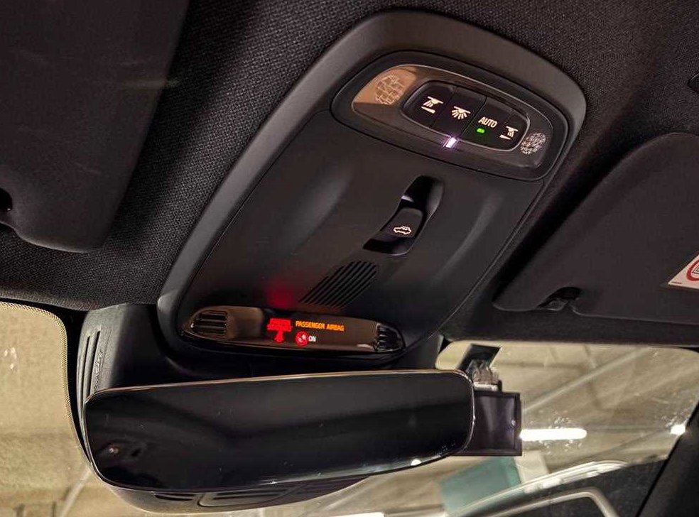 볼보 XC40 B4 AWD 인스크립션 사진 14