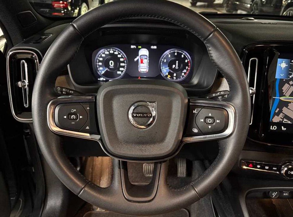 볼보 XC40 B4 AWD 인스크립션 사진 7