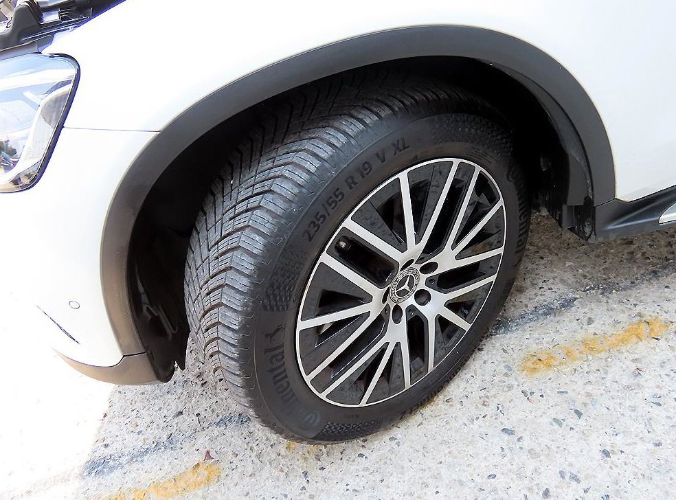 벤츠 GLC 클래스 GLC 300 e 4MATIC 사진 20