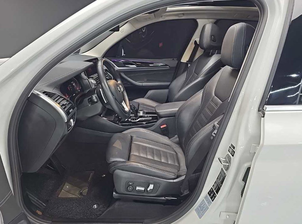 BMW X3 xDrive 20d xLine 사진 11