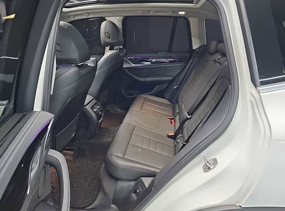 BMW X3 xDrive 20d xLine 사진 12