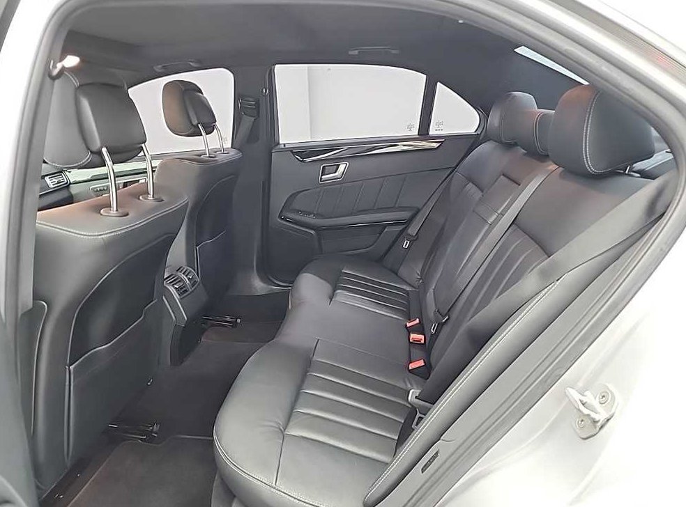 벤츠 E 클래스 E300 아방가르드 사진 12