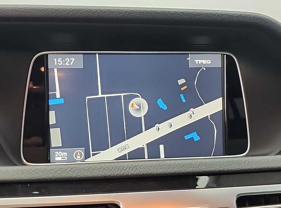 벤츠 E 클래스 E300 아방가르드 사진 15