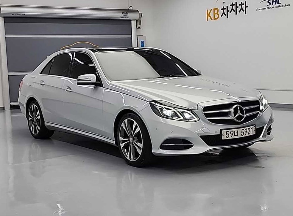 벤츠 E 클래스 E300 아방가르드 사진 4