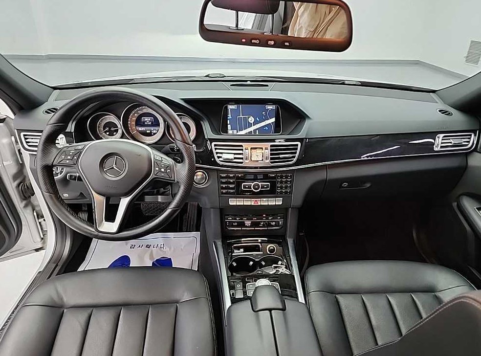 벤츠 E 클래스 E300 아방가르드 사진 7