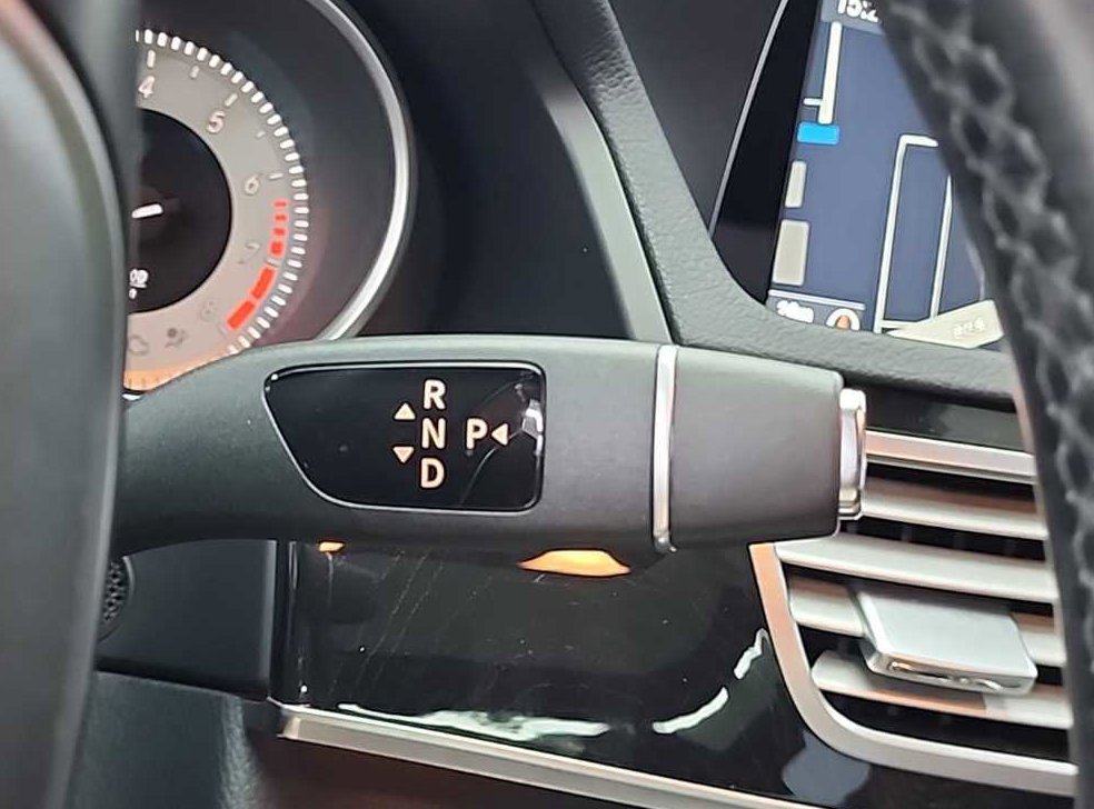 벤츠 E 클래스 E300 아방가르드 사진 8