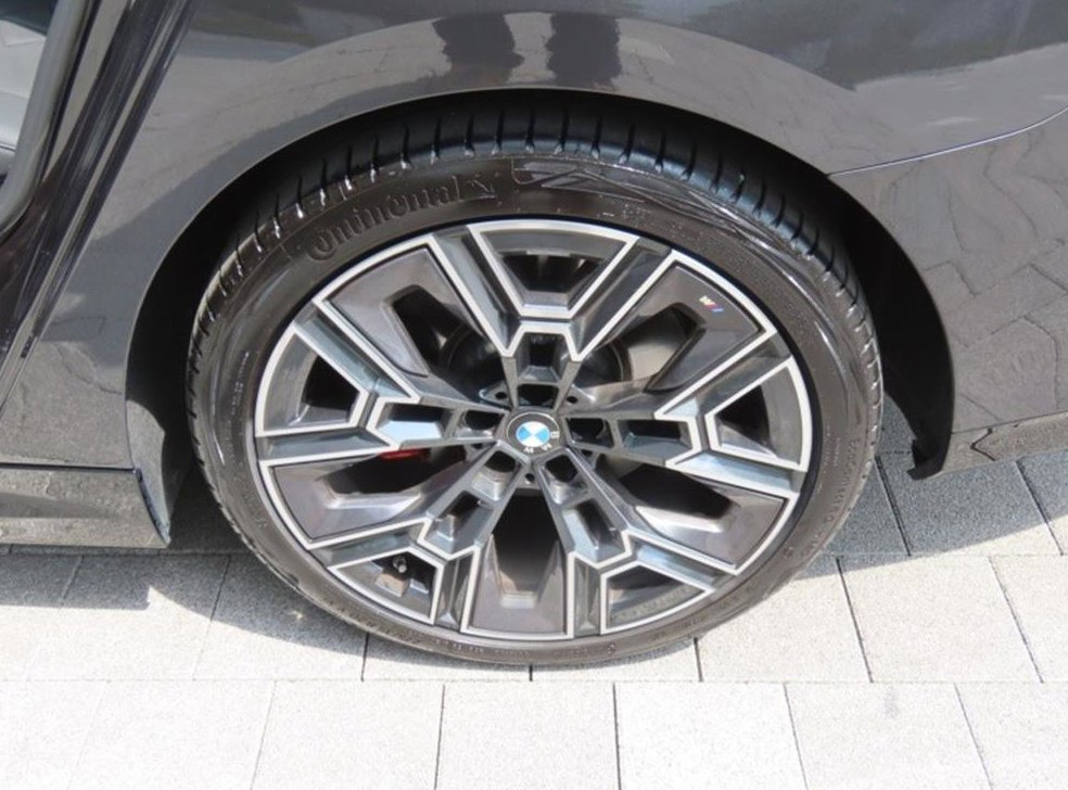 BMW 5시리즈 530i xDrive 사진 17