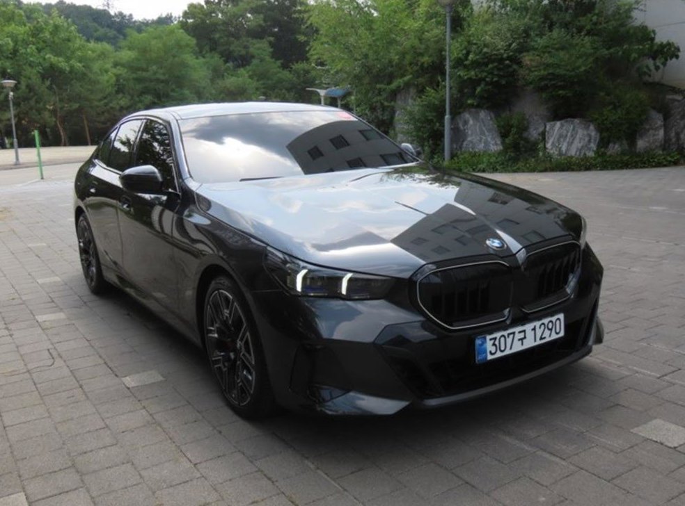BMW 5시리즈 530i xDrive 사진 2