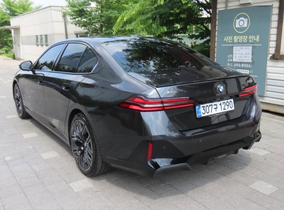 BMW 5시리즈 530i xDrive 사진 4