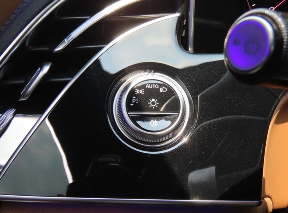 벤츠 E 클래스 E300 4MATIC 사진 11