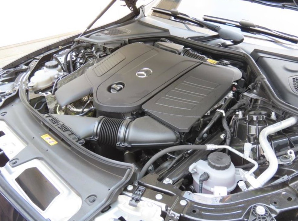 벤츠 E 클래스 E300 4MATIC 사진 20