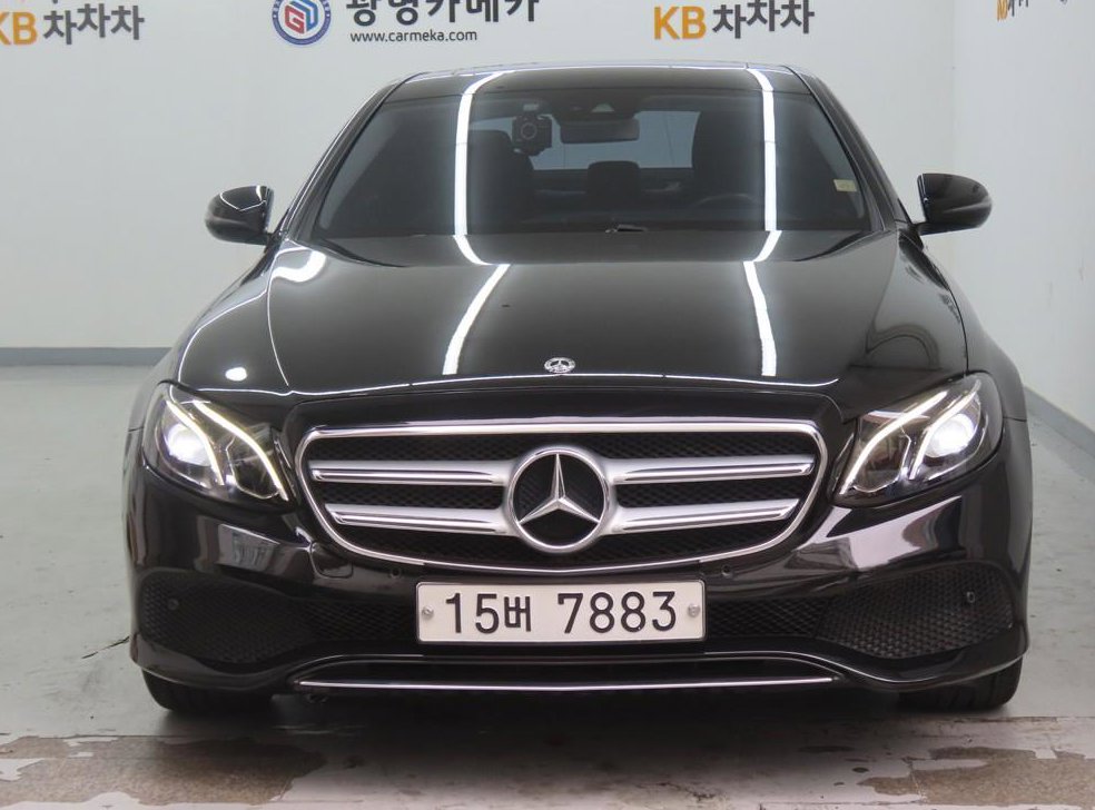 벤츠 E 클래스 E300 아방가르드