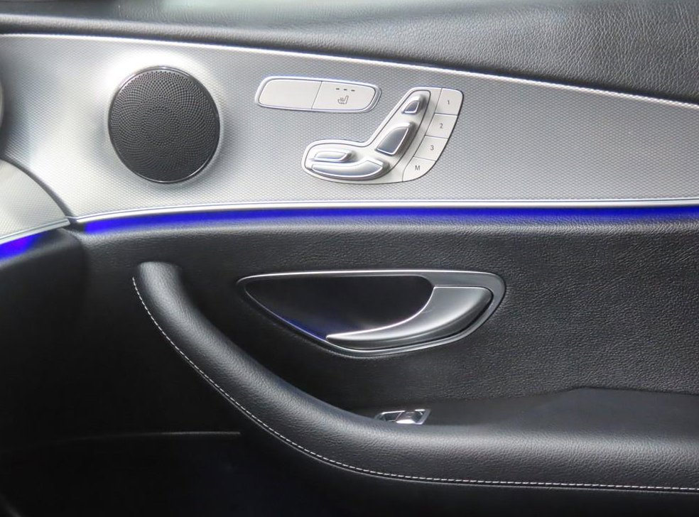 벤츠 E 클래스 E300 아방가르드 사진 16
