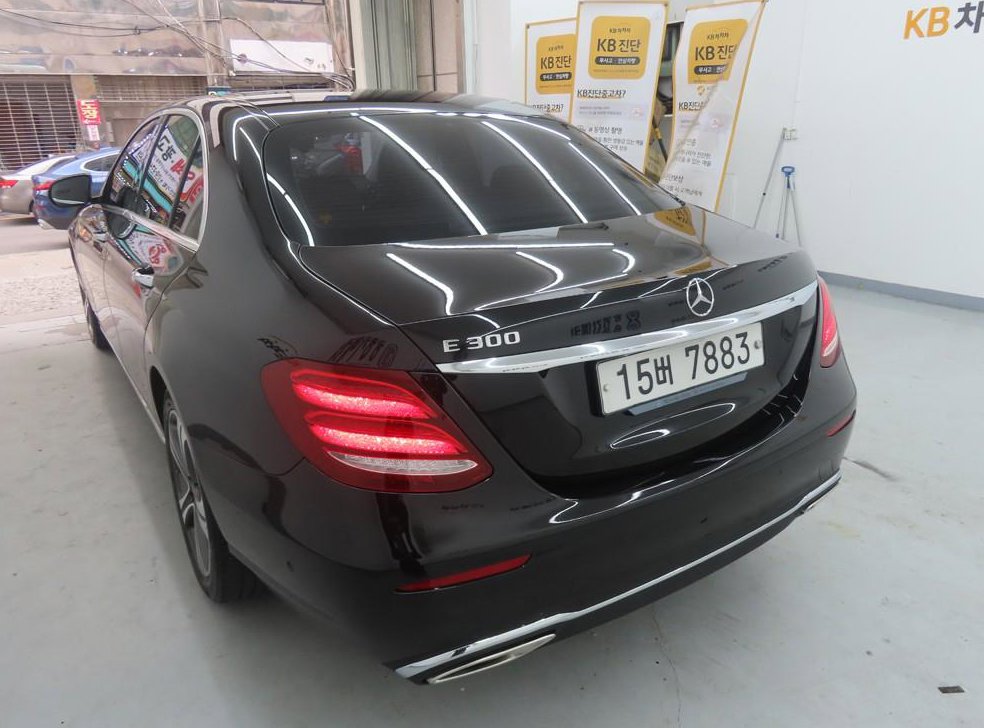 벤츠 E 클래스 E300 아방가르드 사진 4
