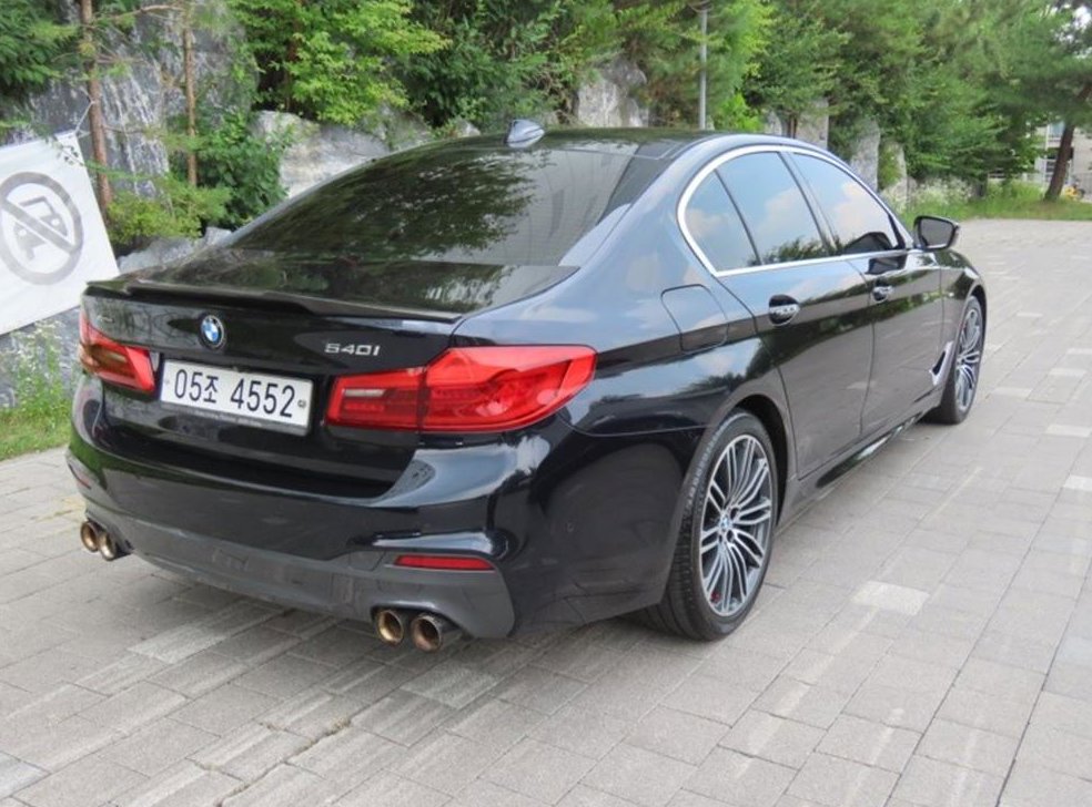 BMW 5시리즈 530i xDrive M 스포츠 플러스 사진 3