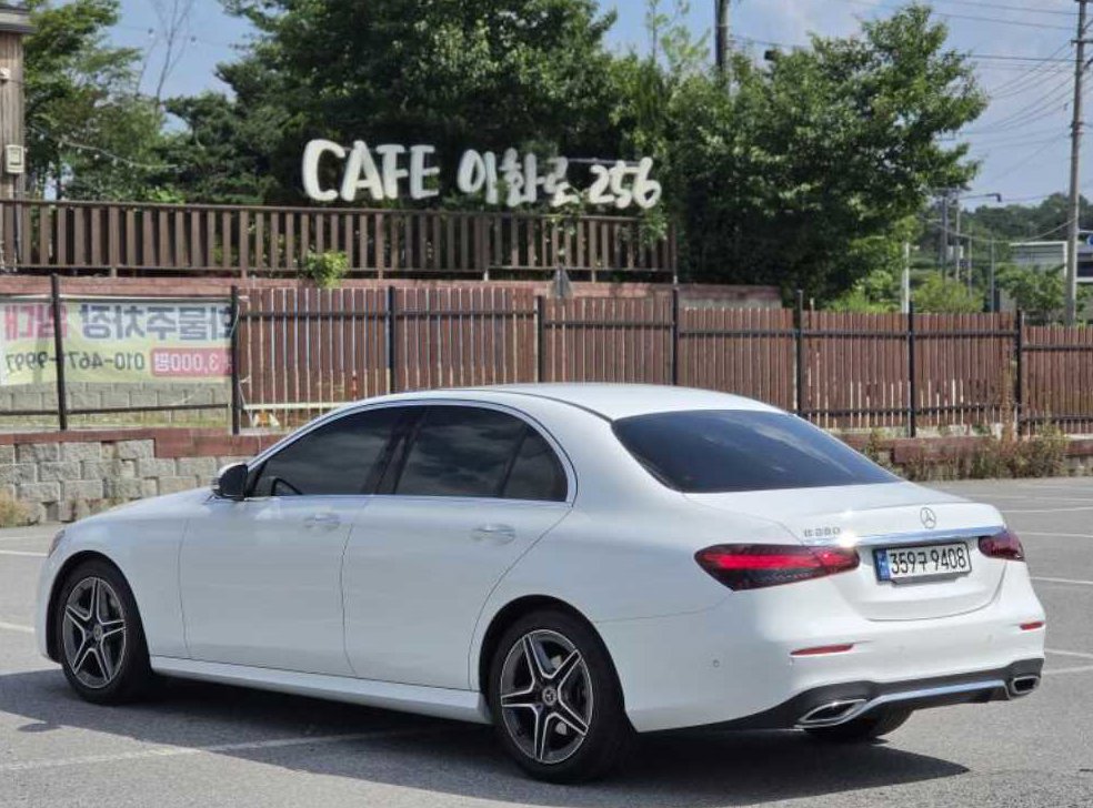 벤츠 E 클래스 E250 AMG Line 사진 3