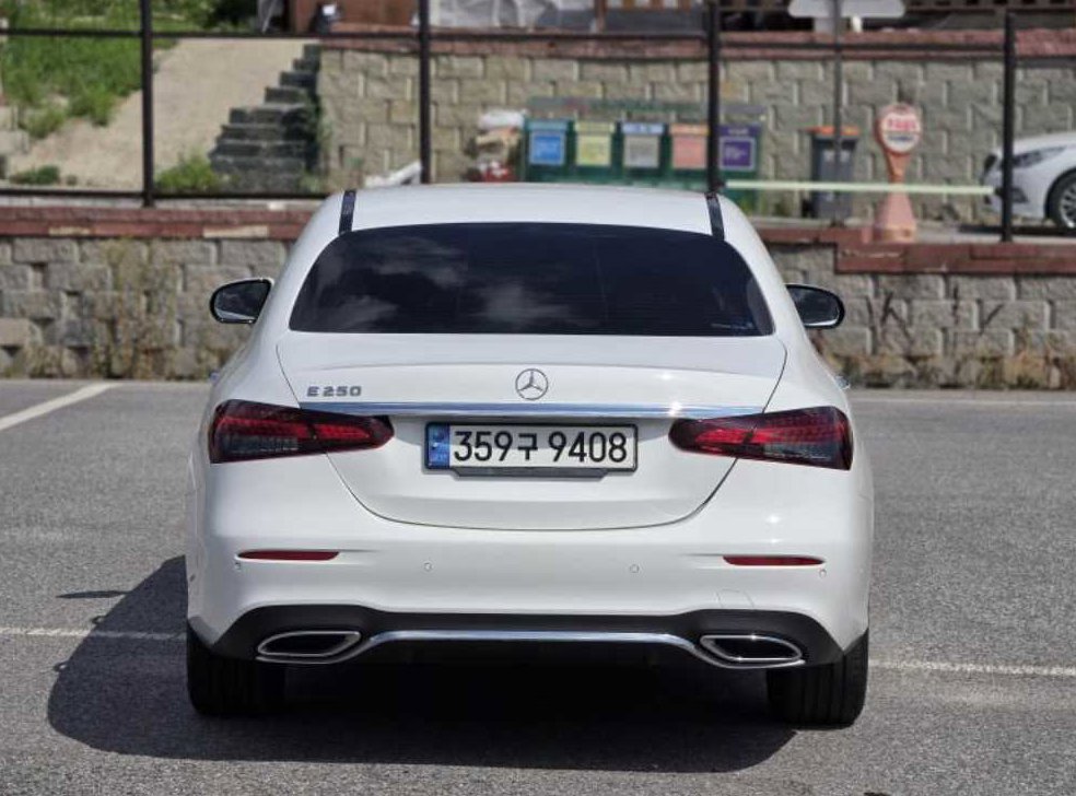 벤츠 E 클래스 E250 AMG Line 사진 4