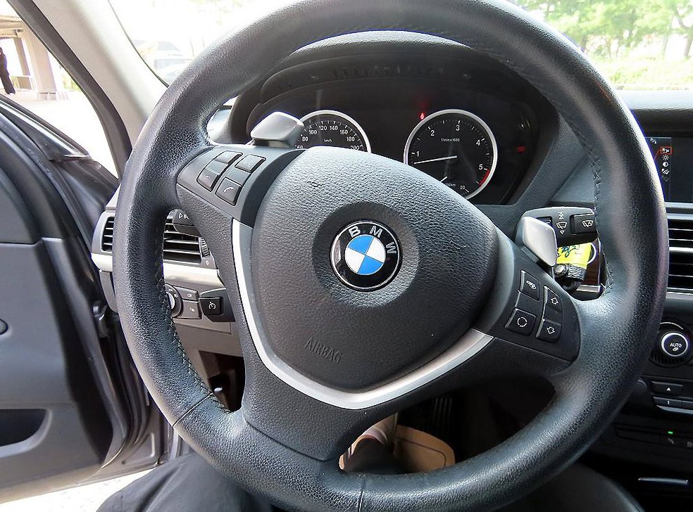 BMW X6 30 D 사진 8