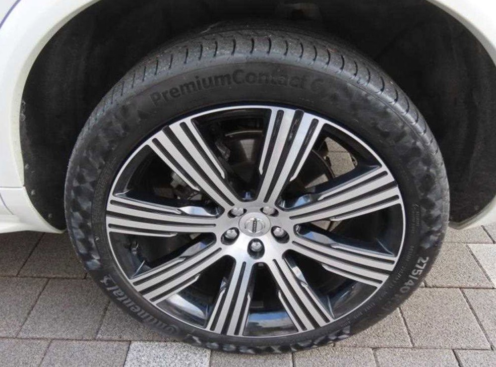 볼보 XC90 2.0 B6 AWD 사진 17