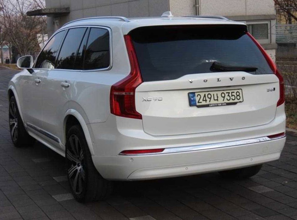 볼보 XC90 2.0 B6 AWD 사진 4