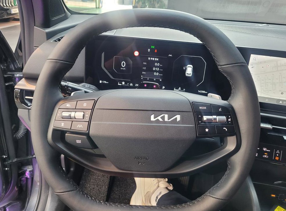 기아 스포티지 1.6 가솔린 2WD 사진 19